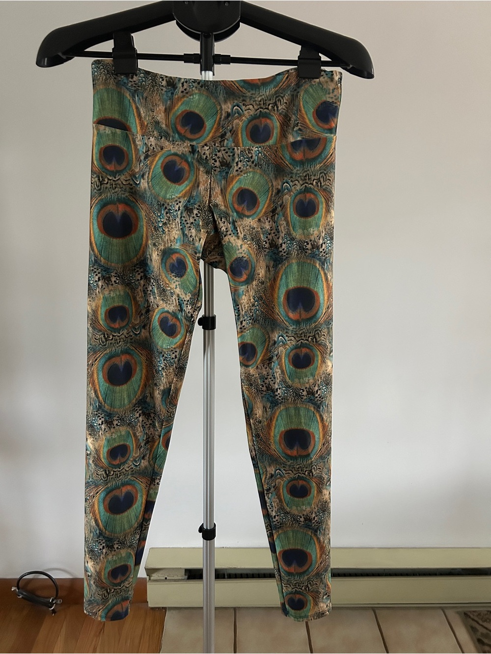 Onzie Multicolor Peacock Feather Print Leggings - Teal, Blue, Orange